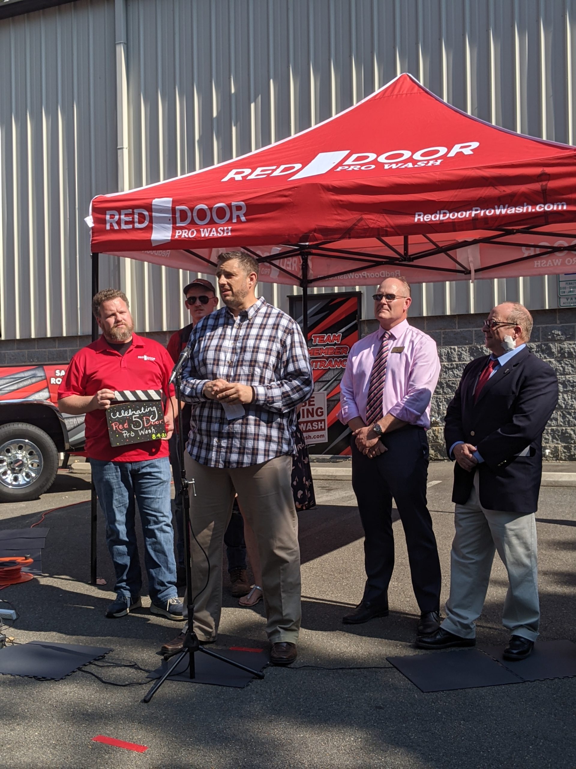 Red Door Pro Wash Celebrates 5 Years of Business